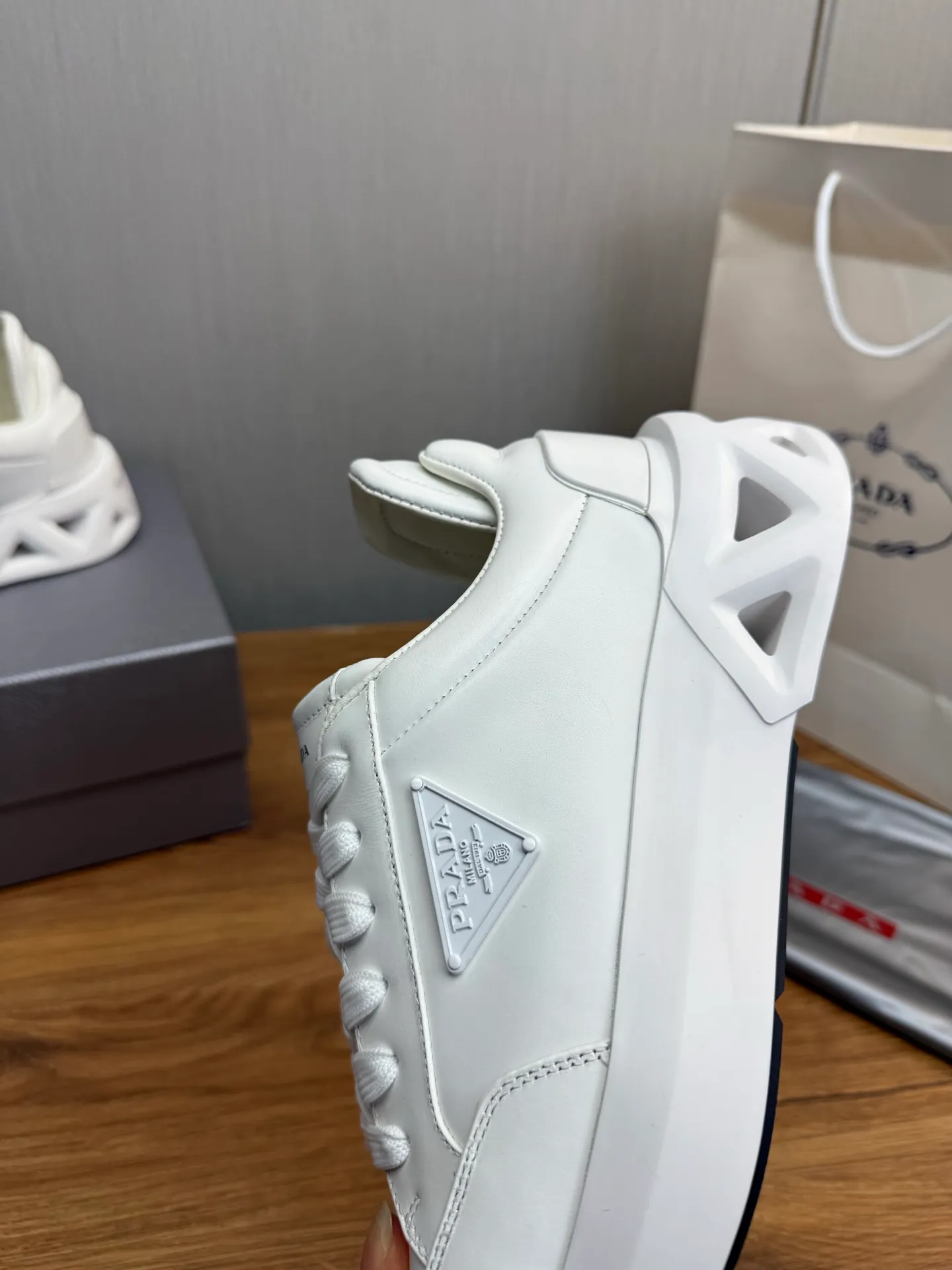 Men's shoes 💰660💰 [PRADA] Men's shoes are popular in the counter, high-quality shipments ✔️Official website synchronization, original imported cowhide + cowhide lining, 1⃣️ratio 1⃣️reproduction, original sole, 38-45